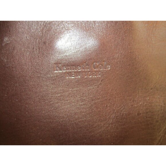 *Kenneth Cole Chocolate Brown Leather w Detachable Clutch Wallet - Picture 3 of 8